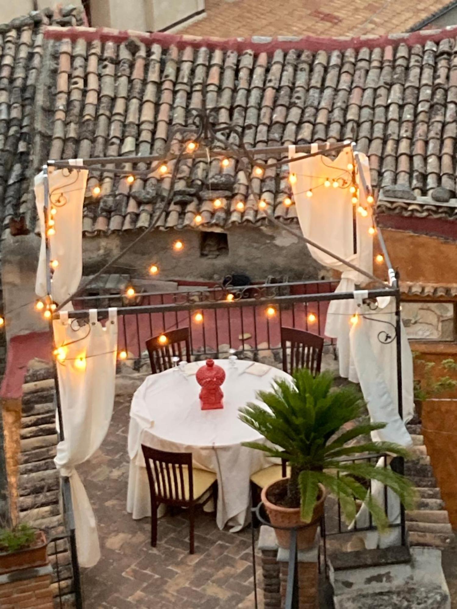 Palazzo Dei Poeti Hotel Tursi Luaran gambar