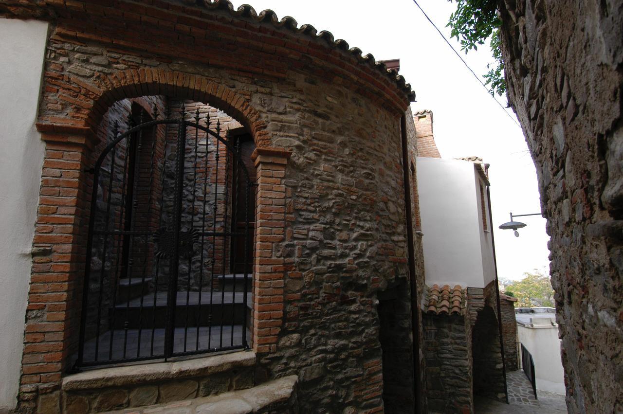 Palazzo Dei Poeti Hotel Tursi Luaran gambar